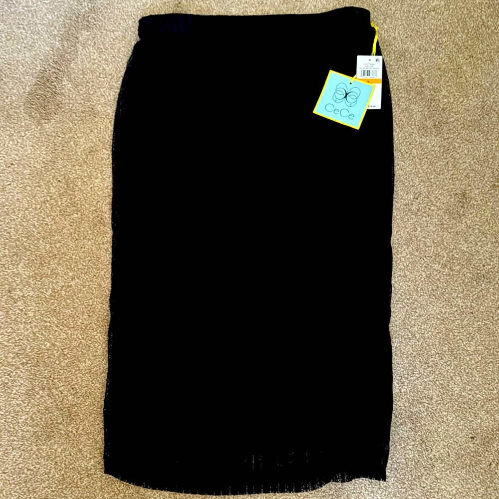 CeCe pencil skirt with lace detail side small- new with tags